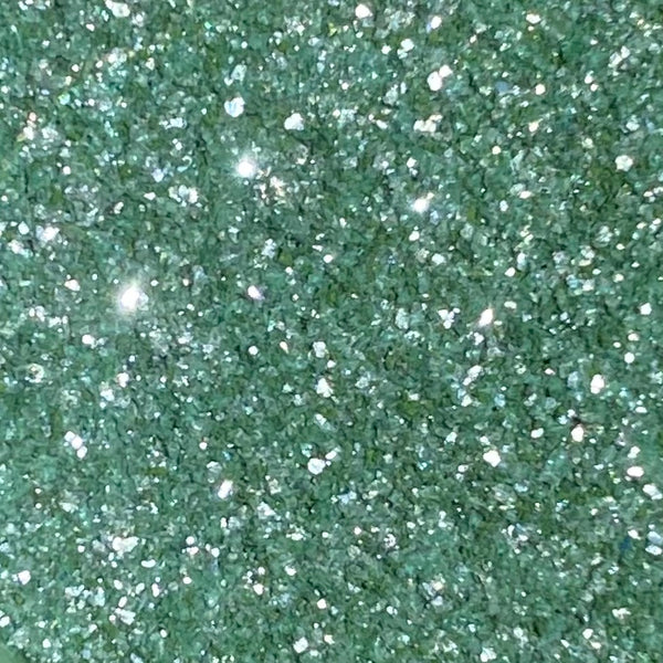 Edible Glitter in Christmas Green